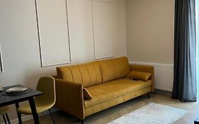 Apartament Discreet Sleep In City Center Parking Garaz Kozia Kielce